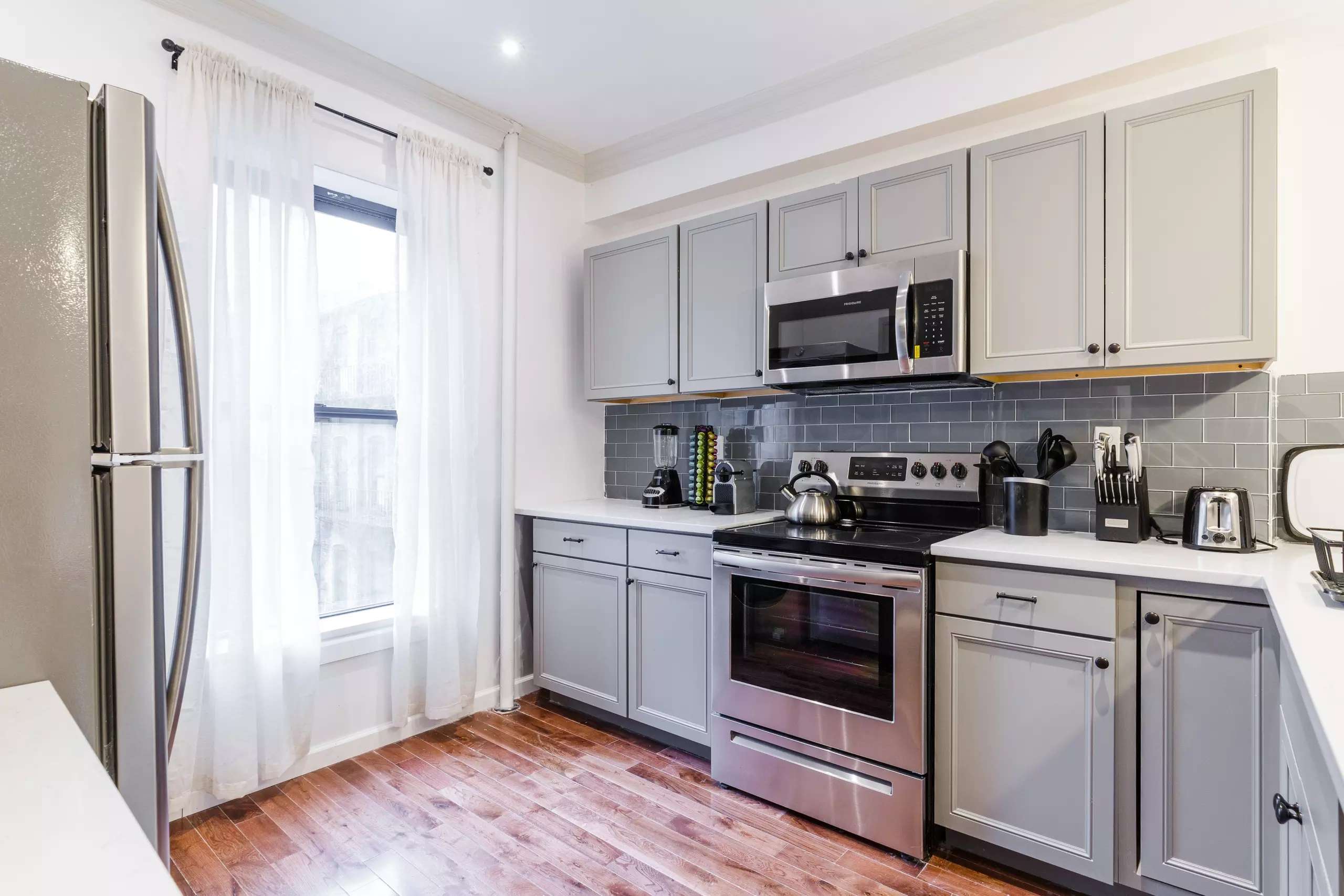 650-4S Kitchen 2